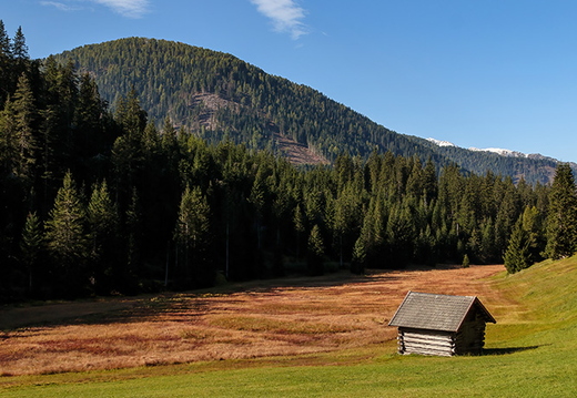 Hütte im Lesachtaler Herbst